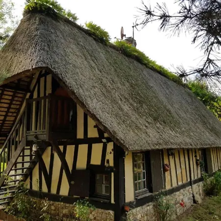 Chaumiere Familiale Weekend & Paisible Сasa de vacaciones *